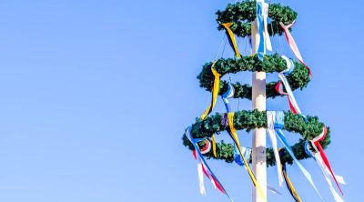 Tanz in den Mai – mit den richtigen griechischen Weinen!
