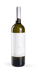 src:https://www.mygreekwine.de/media/99/ea/54/1623171008/assyrtiko-santorini-karamolegos-2019-etikett-vorne.png